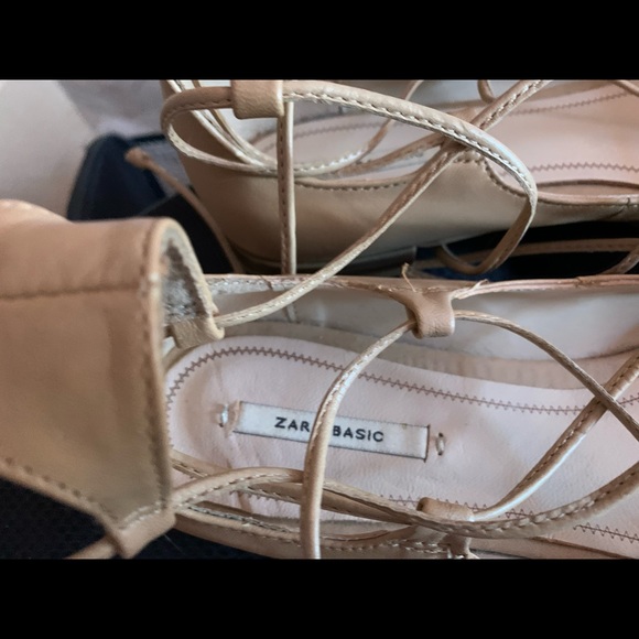 EUC Zara Basic nude slipper ballet tie style flat size 39 (8 - 8 1/2) - Picture 2 of 4